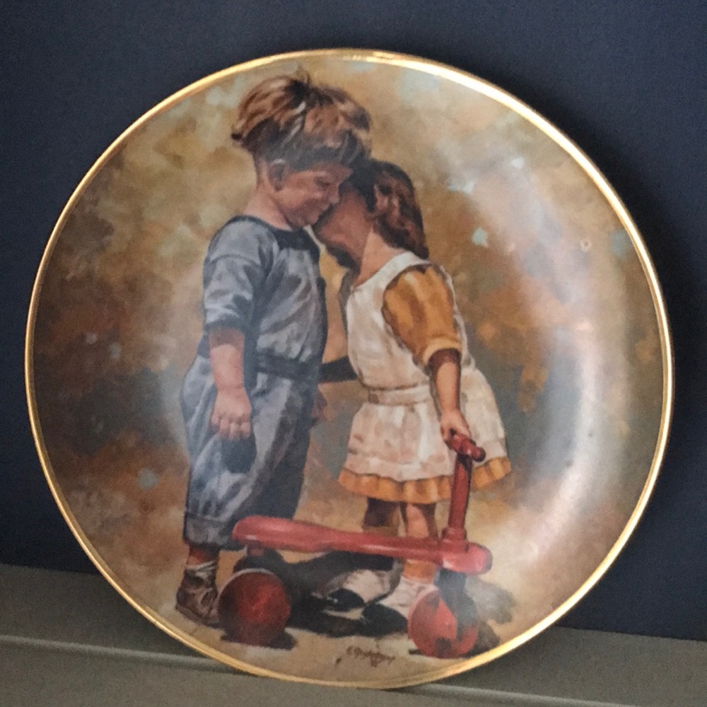Viletta Limited Edition Plate. Fine China